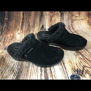 Black suede faux fur clogs-mules size 7